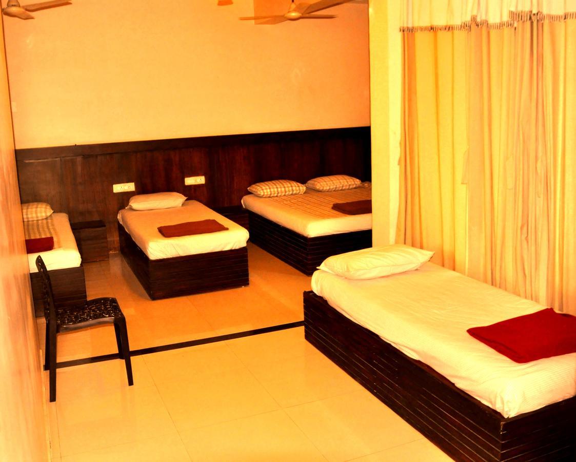 Vandiperiyār Hotel Royal Nest מראה חיצוני תמונה