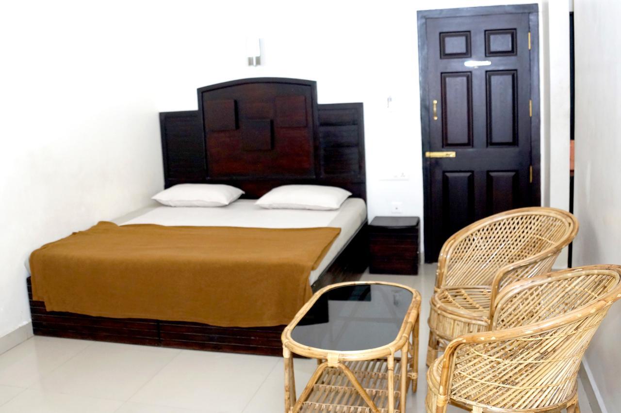 Vandiperiyār Hotel Royal Nest מראה חיצוני תמונה