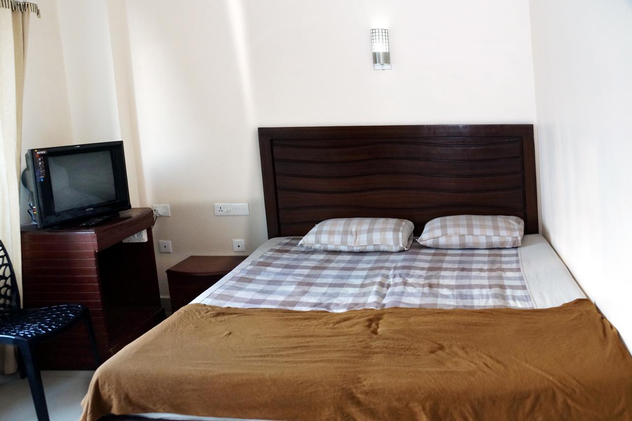 Vandiperiyār Hotel Royal Nest מראה חיצוני תמונה